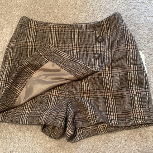 NWT Altar'd State Shorts/Skirt - Picture 5 of 5